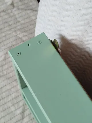 Estantería madera reciclada hecha a mano