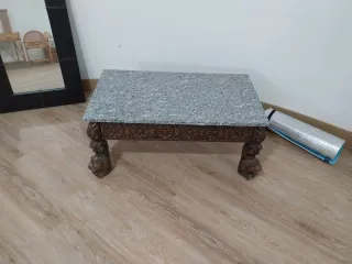 Mesa antigua madera y mármol tallado