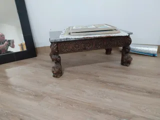 Mesa antigua madera y mármol tallado