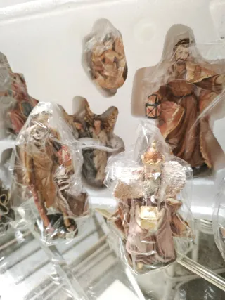 Belén con figuras 15 cm en tela y mármol una o sim