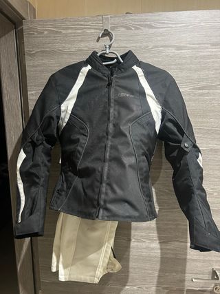 Traje Moto Mujer Racer Negro y Blanco