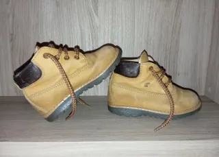 Scarponcini, stivaletti, anfibi Primigi, numero 23