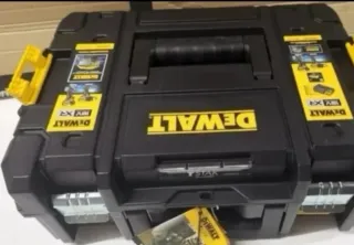 Maletín /caja /maleta DeWalt TSTAK II con inserto