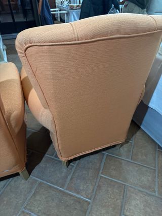 Pareja de sillones de tela naranja