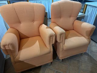Pareja de sillones de tela naranja