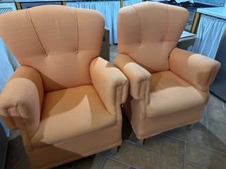 Pareja de sillones de tela naranja