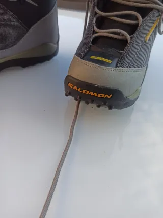 Botas Salomon Talla 43 - Negro/Gris