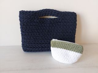 Monedero crochet verde y blanco