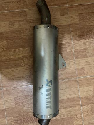 Escape Akrapovic BMW