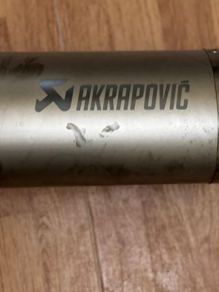 Escape Akrapovic BMW