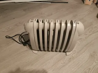 Radiador Aceite DeLonghi TRNK 800W