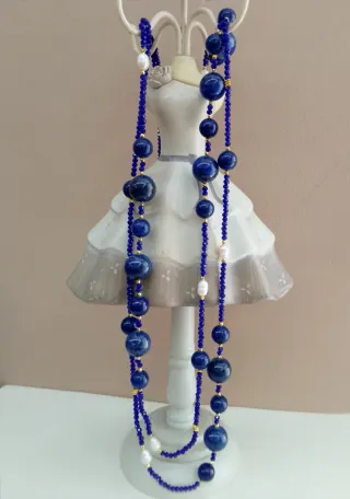 Collana lunga lapislazzulo cristallo blu e perle