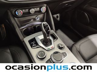 Alfa Romeo Stelvio 2.2 Diesel Sprint RWD 118 kW (160 CV)