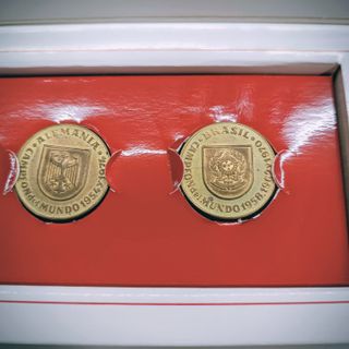 Colección Monedas Conmemorativas Mundial 82