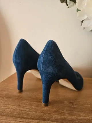 Zapatos de tacón Gloria Ortiz azules