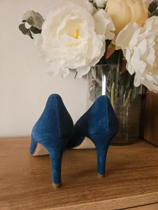 Zapatos de tacón Gloria Ortiz azules