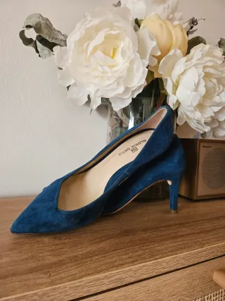 Zapatos de tacón Gloria Ortiz azules