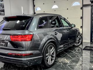 AUDI  Q7 BLACKLINE FULL