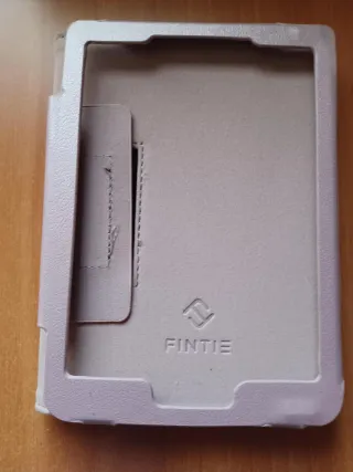 E-reader Kobo Clara HD Nero + Scatola e Custodia