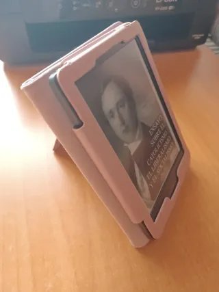 E-reader Kobo Clara HD Nero + Scatola e Custodia