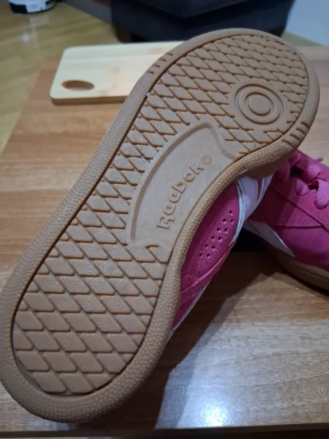 Zapatillas Reebok rosas y blancas