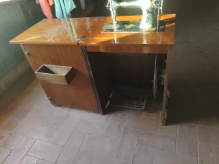 Máquina de coser antigua Stinger