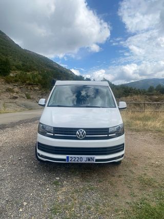 Volkswagen Caravelle tredline corto camperizada