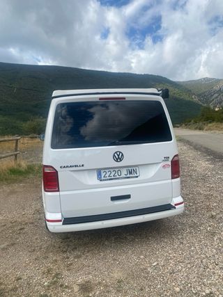 Volkswagen Caravelle tredline corto camperizada