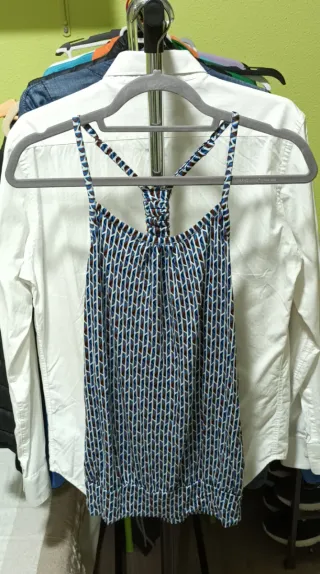 Top tirantes estampado geométrico M-L