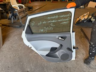 Puerta Trasera IZQUIERDA  Seat Ibiza IV 2008