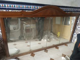 Espejo antiguo grande de madera