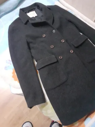 Abrigo gris oscuro talla 40