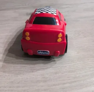 Macchinina Chicco rossa