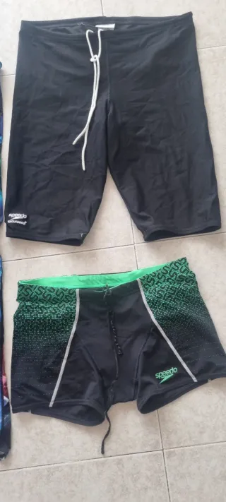 Lote 4 bañadores Speedo Talla M