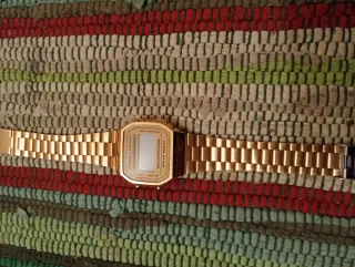 Reloj Casio Digital Dorado