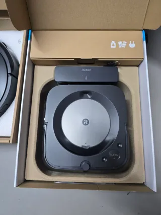 2 iRobot Roomba J7 y Braava Jet M6
