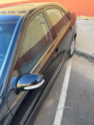 Mercedes-Benz Clase C 2001