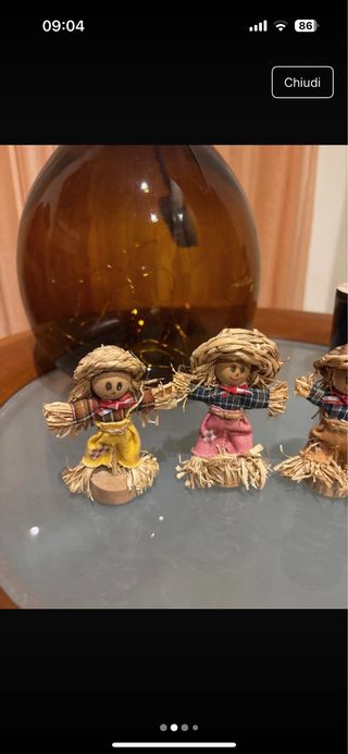 Spaventapasseri in paglia e legno