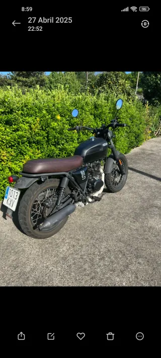 Moto Brixton BX125 ABS