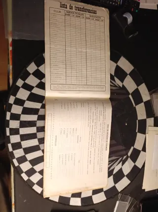 Album Liga 1973-74 + poster central  Completo