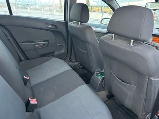 Opel Astra 2006. disponible febrero/marzo