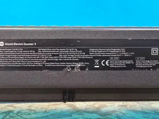 Patinete Eléctrico Xiaomi scooter 5 con DGT