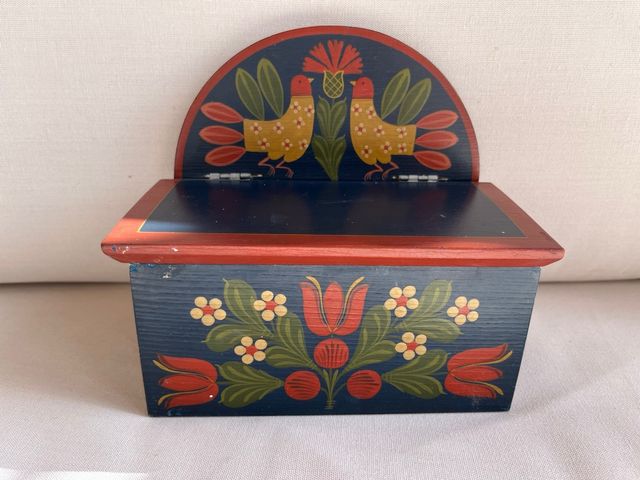 Organizador Folk Art pintado à mão 1980