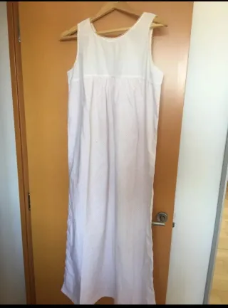 Camisón blanco mujer topos