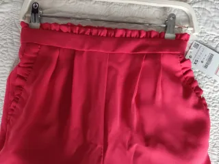Pantalón Zara señora color rosa fucsia XS