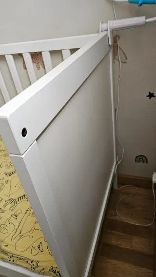 Cuna blanca modelo Sundvik Ikea