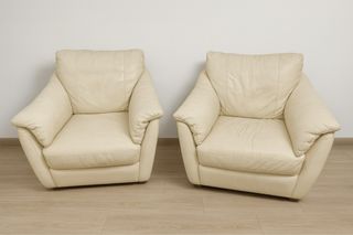 2 Sillones de Piel Beige