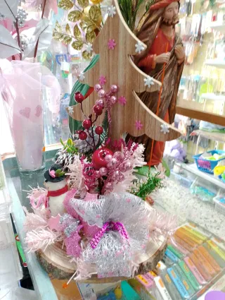 Centro de Navidad árbol madera y muñeco nieve