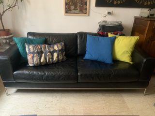 Divano 3 posti in pelle nero Ikea