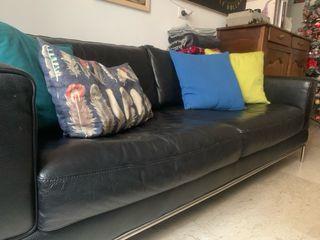 Divano 3 posti in pelle nero Ikea